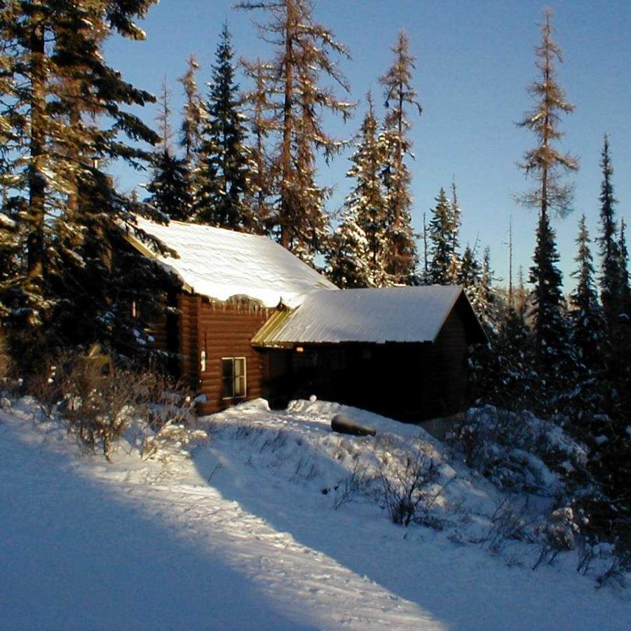 Wohelo Lodge Exterior in Snow