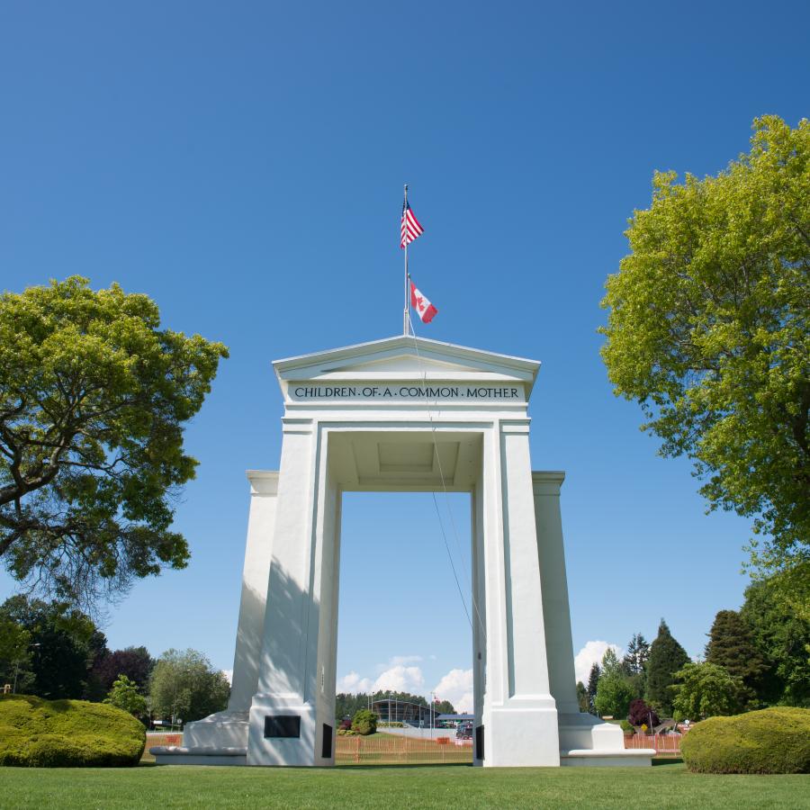 The white Arch on a sunny blue sky day